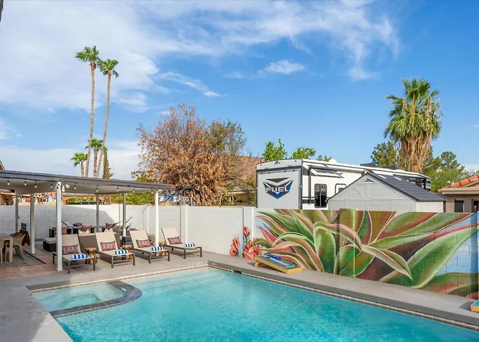 Ferienhaus Rock Climbing Pool& Mini Golf Game Mural Peoria